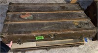 Antique Flat Top Trunk 33x19x14 W Tray
