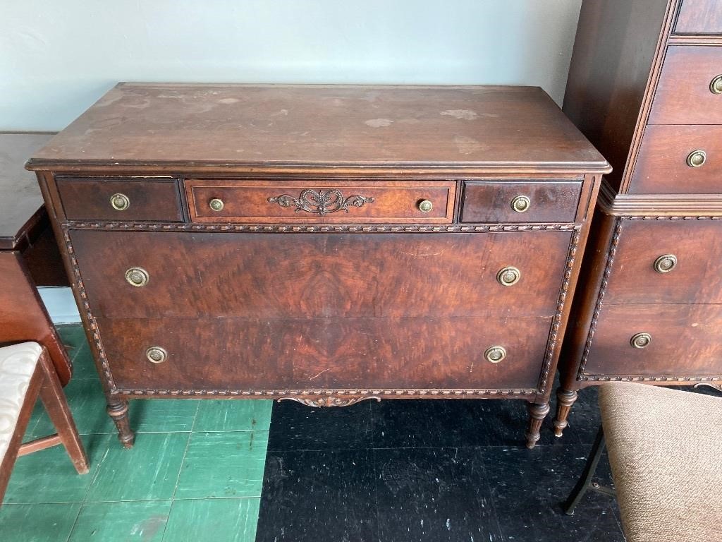 Estate Auction:Furniture,Home goods,electronics