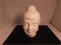 Tête  de Bouddha blanc sculture