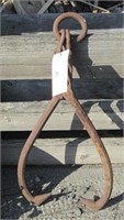 Log Tongs - 28"