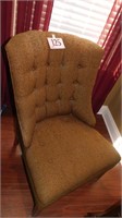 UPHOLSTERED TUFTED BACK CHAIR