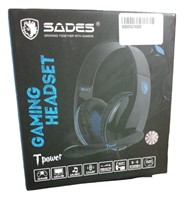 Wired gaming head set with built in microphone