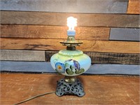 DECORATIVE GLASS FLORAL TABLE LAMP (MISSING GLOBE)
