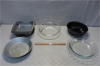 KITCHEN COOKING LOT INCLUDING PYREX