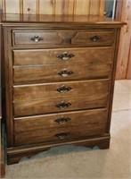 Tall Boy Dresser With 4 Drawers
