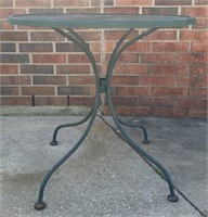 Metal Outdoor Round Table