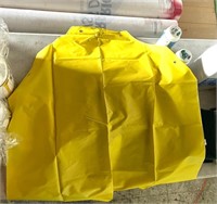 4 Plastic Yellow Aprons