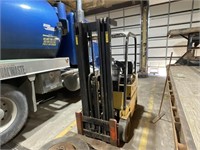 CAT T30D Forklift
