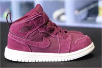 Nike Air Jordan (burgundy) Kids 8 New No Box