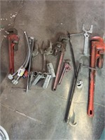 Pipe wrenches,