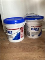 2- new 4.5 Gal buckets Joint compound