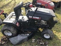 YARD MACHINES RIDING MOWER 42" CUT FOR PARTS