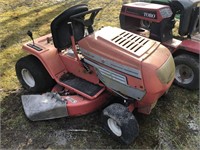 BRIGGS AND STRATTON RIDING MOWER FOR PARTS