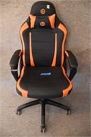 CYBERPOWER GAMING CHAIR