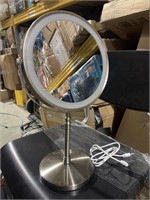 ROUND TABLE MIRROR WITH LIGHT