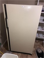Kenmore Upright Freezer (32" Widex 61.5" Tall)