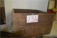 OLD WOODEN CRATE, NO LID, 21X21X12
