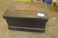 VINTAGE TRUNK ON CASTERS,  36X24X22", LARGE!