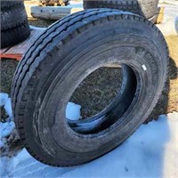 Michelin 12R x 22.5 Truck Tire (Tire Only)