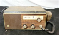 Vintage Johnson Messenger CB Radio