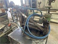 Hydraulic Sheetmetal Shear on Bench