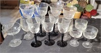 Glassware / Stemware - (5) Onyx Stem Wineglasses +