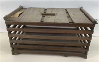 * Primitive egg carring wood crate   No dividers