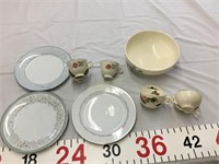 Fine china pieces