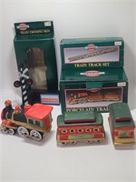 Vtg Memories Collection Train, Tracks & Crossing