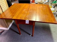 Pine Drop Leaf Wooden Pegged Table