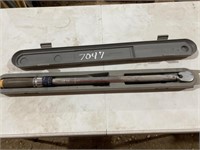 1/2" TORQUE WRENCH - 250 FT. LB
