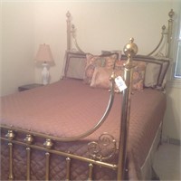 brass bed (queen)