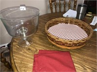 Layered Cake Bowl & Round Basket/Tray