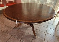 ETHAN ALLEN ROUND DINING TABLE