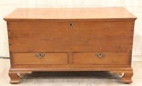 CHIPPENDALE BLANKET CHEST