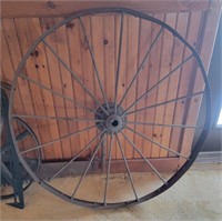 Vintage Metal Wagon Wheel