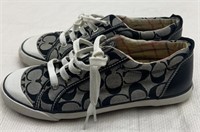 HIGH QUALITY SHOES - SIZE 9B