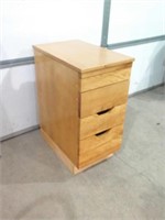 4 DRAWER WOOD CABINET, TOP NOT ATTACHED