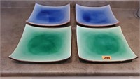 Stoneware plates (4)