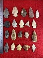 20 Arkansas Arrowheads    Indian Artifact Arrowhea
