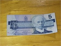 CANADIAN 1986 $5.00 DOLLAR NOTE