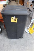 Rolling Trash Can with Lid
