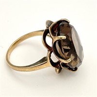 10 K Gold & Topaz Ring