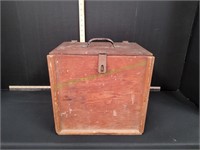 Wood Box w/ Latch & Handle