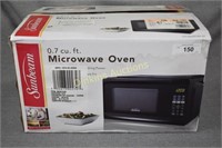 .7 Cu. Ft. Microwve Oven