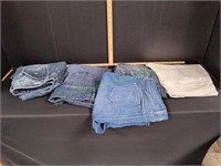 (5) Women's Jeans Size 14