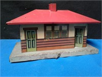 AMERICAN FLYER #104 O Scale Pre-war Tin Station