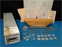 WALTHERS, Covered Hopper, O Scale Kit