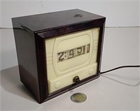 Electric "TV" Model Clock