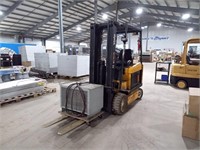 Yale Electric Forklift w/ Charger